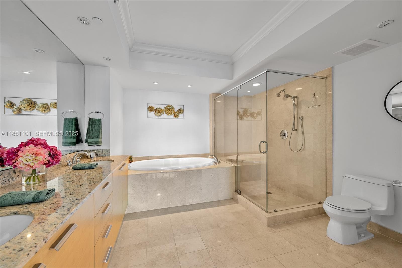 1830 Ocean Dr 3801 photo 20