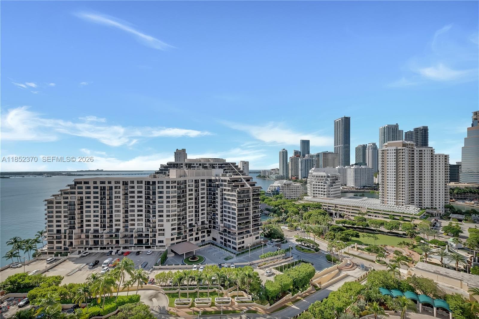 848 Brickell Key Dr 1906 photo 23