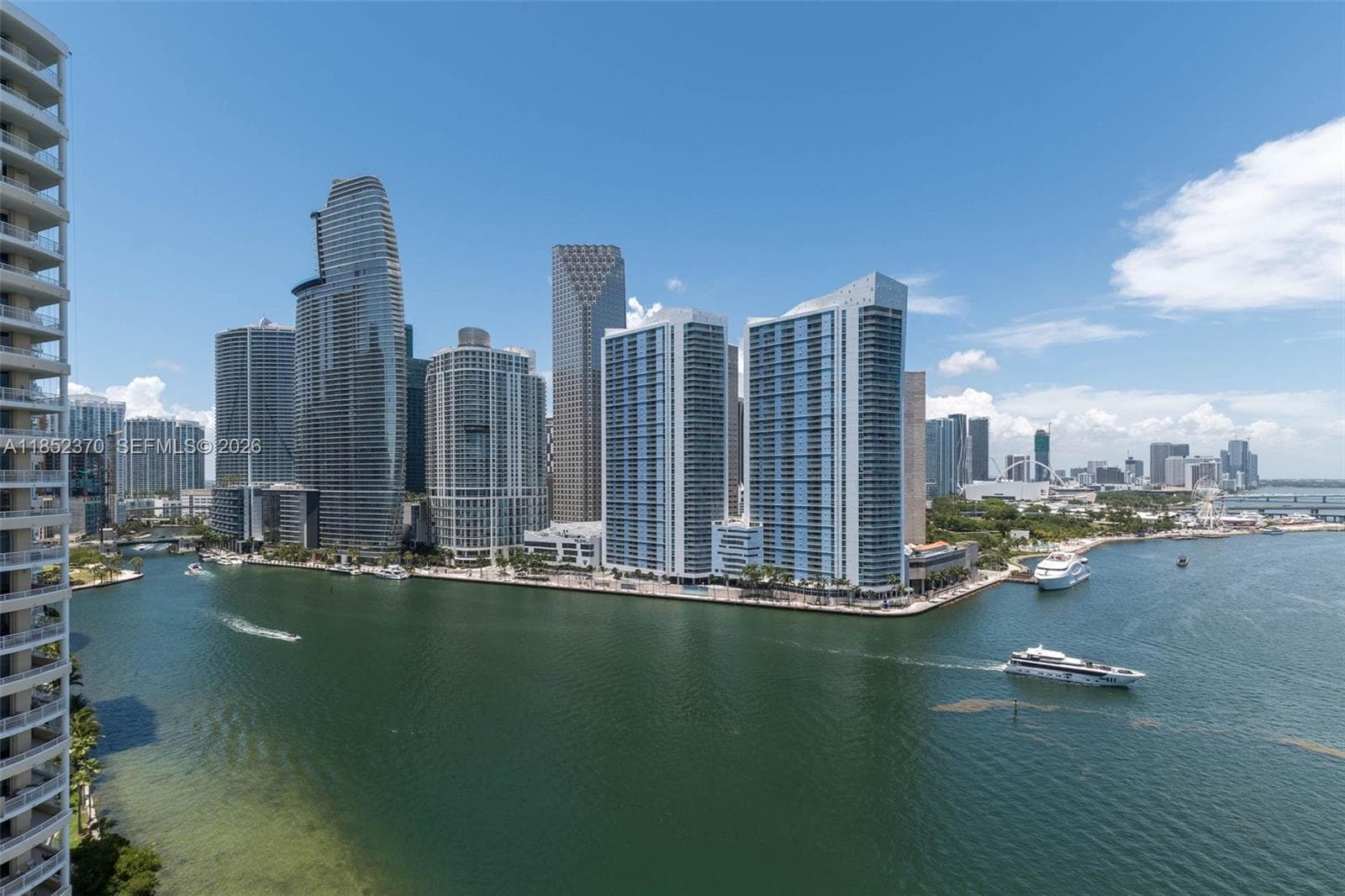 848 Brickell Key Dr 1906 photo 24