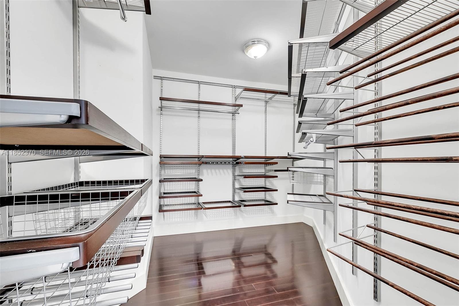 848 Brickell Key Dr 1906 photo 19