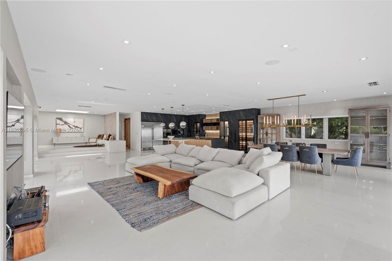 194 Golden Beach Dr photo 15