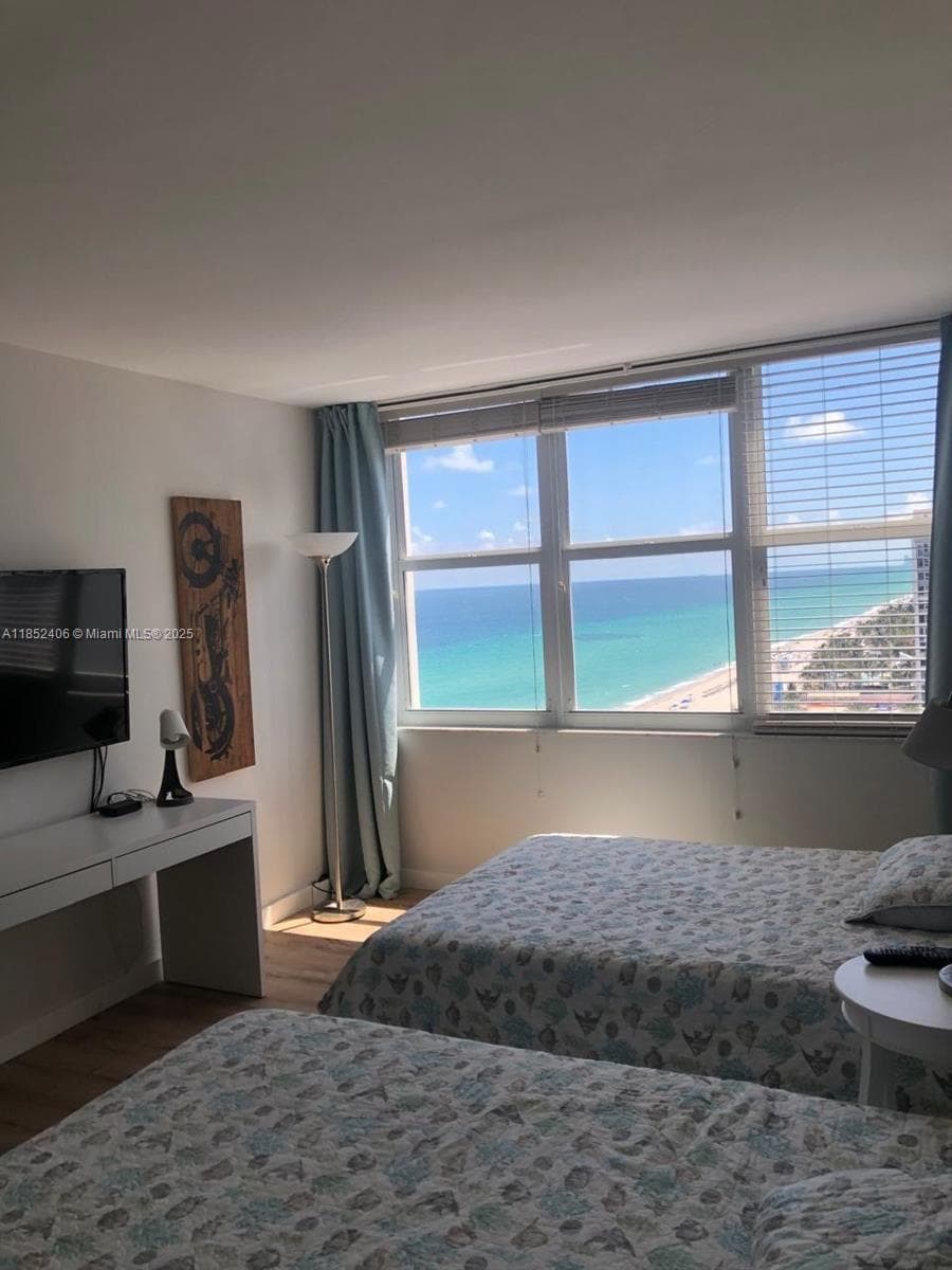 2751 S Ocean Dr 1406-S photo 23