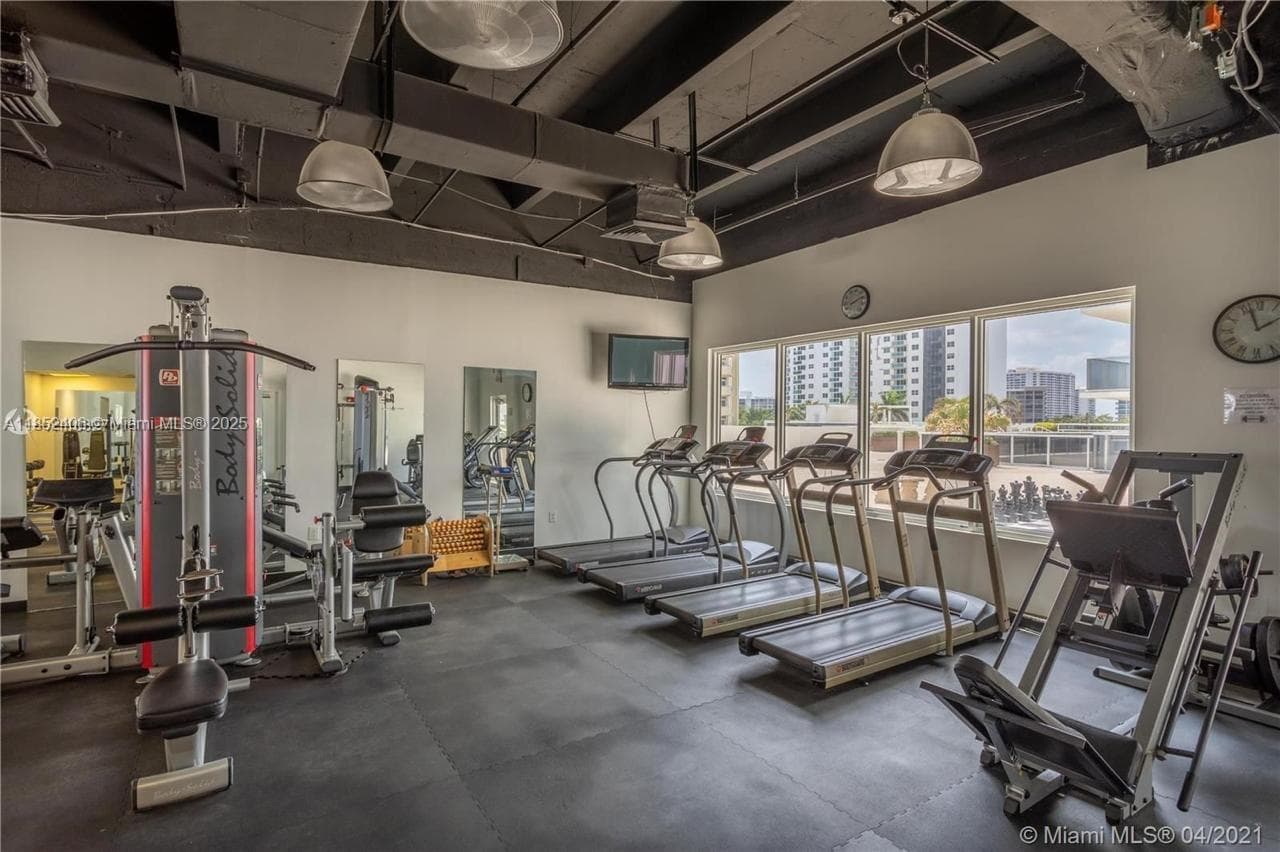 2751 S Ocean Dr 1406-S photo 13