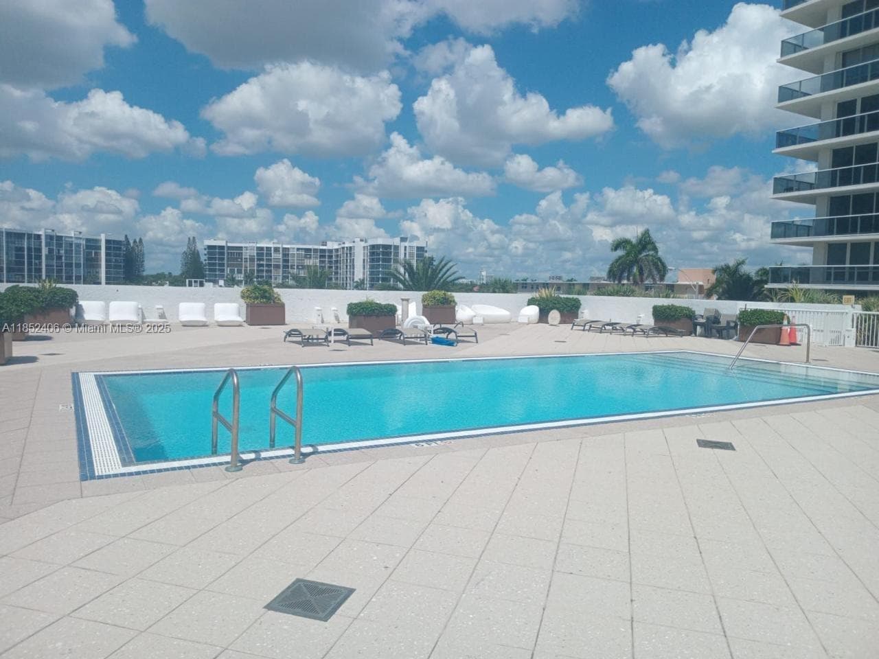 2751 S Ocean Dr 1406-S photo 5