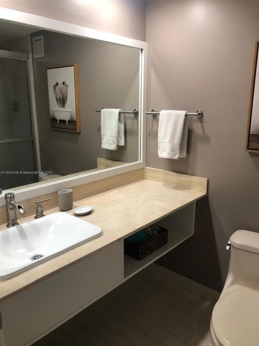 2751 S Ocean Dr 1406-S photo 25