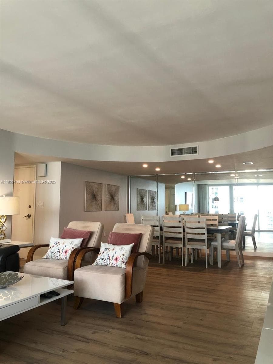 2751 S Ocean Dr 1406-S photo 21
