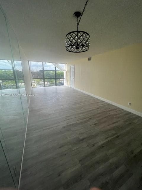 1000 Parkview Dr 523 photo 18