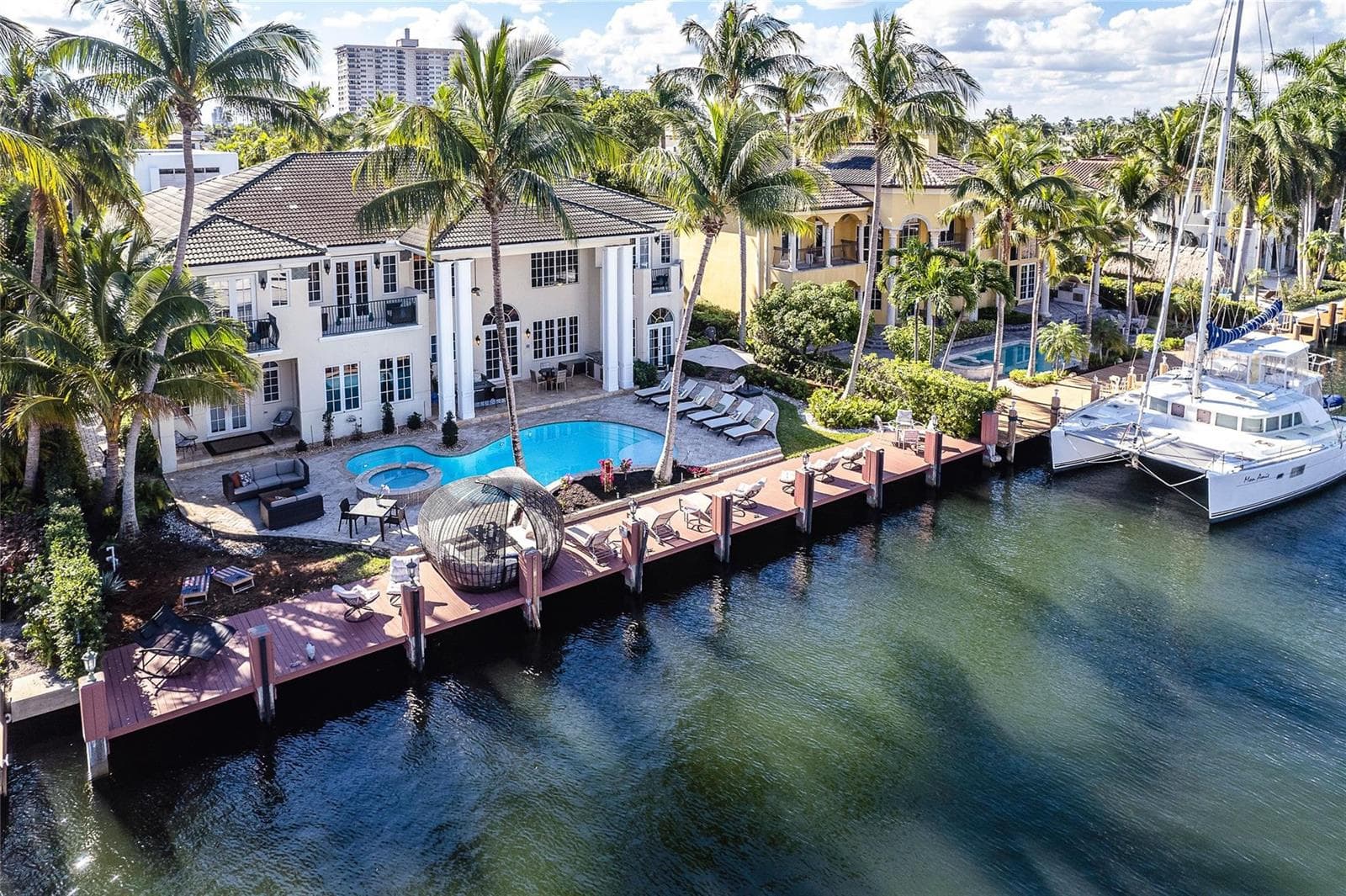 7 Pelican Drive photo 1