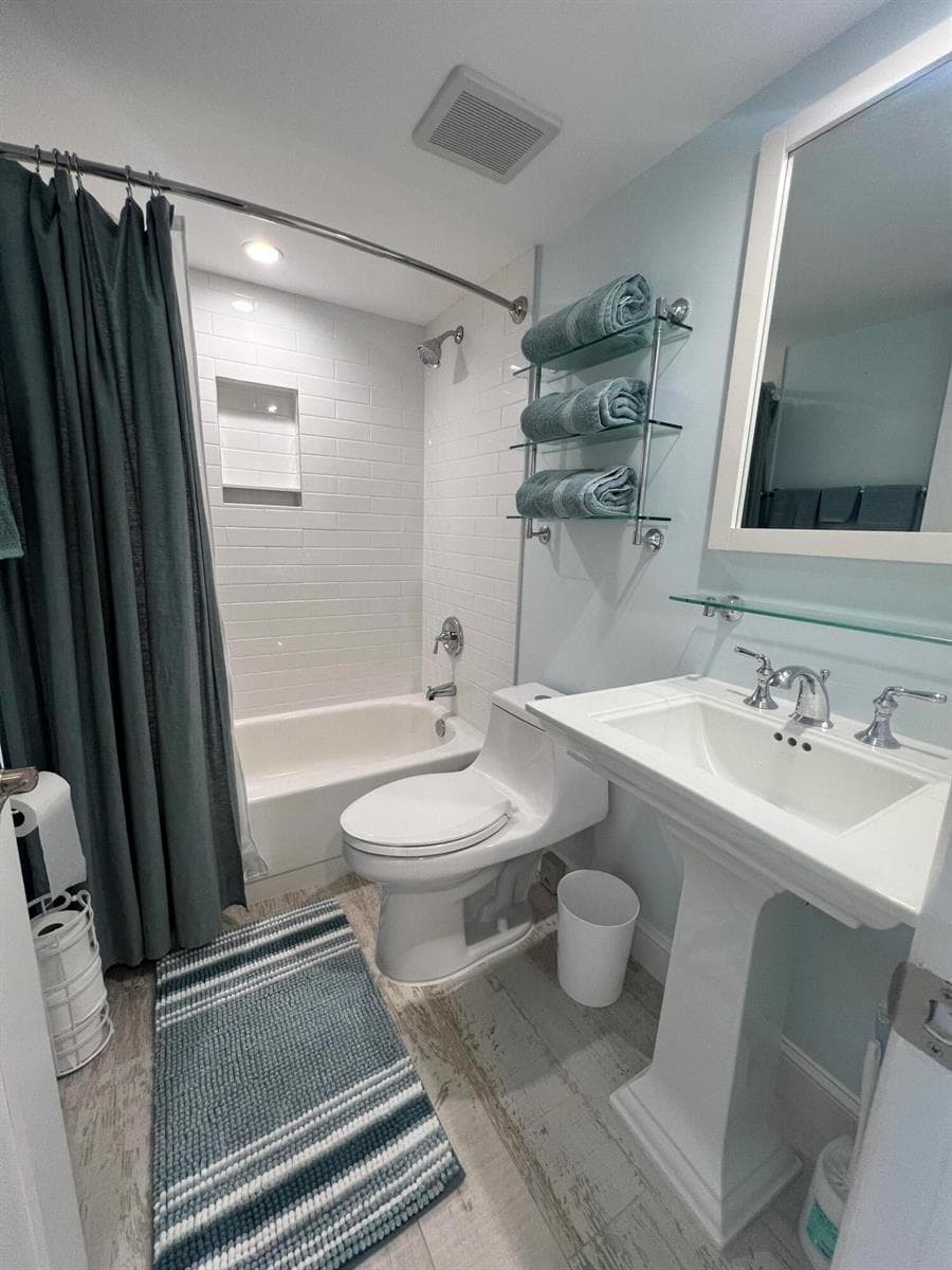 7410 S Ocean Drive 505 photo 15