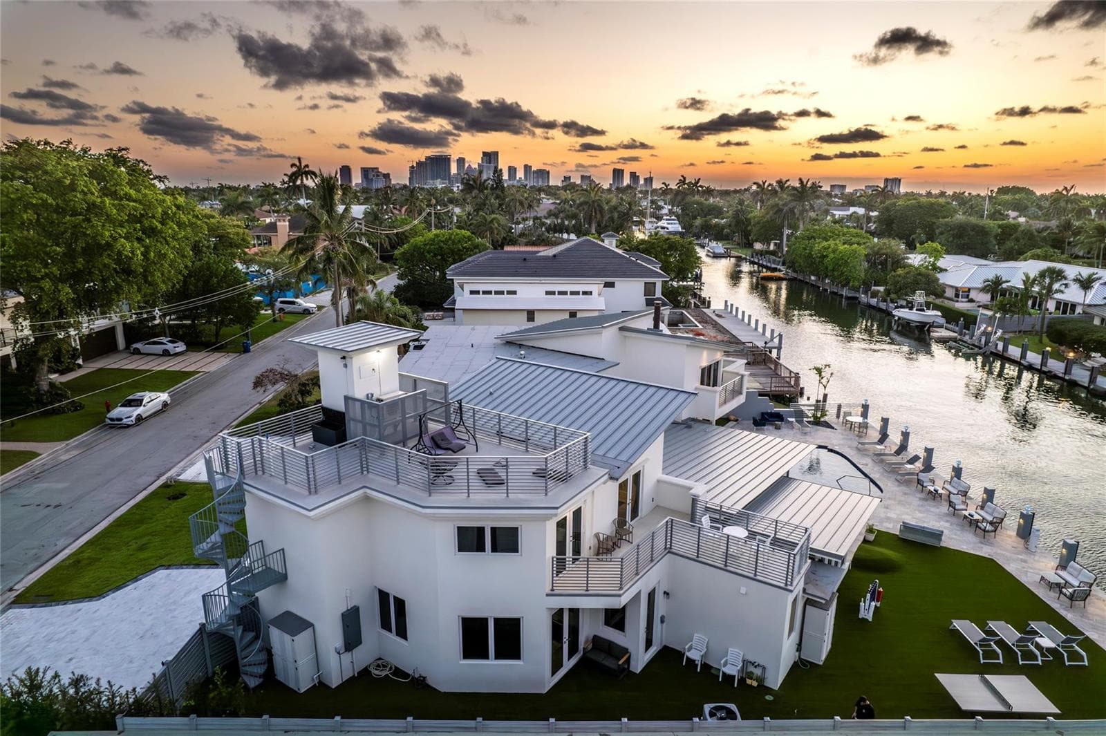 2523 Castilla Isle photo 10