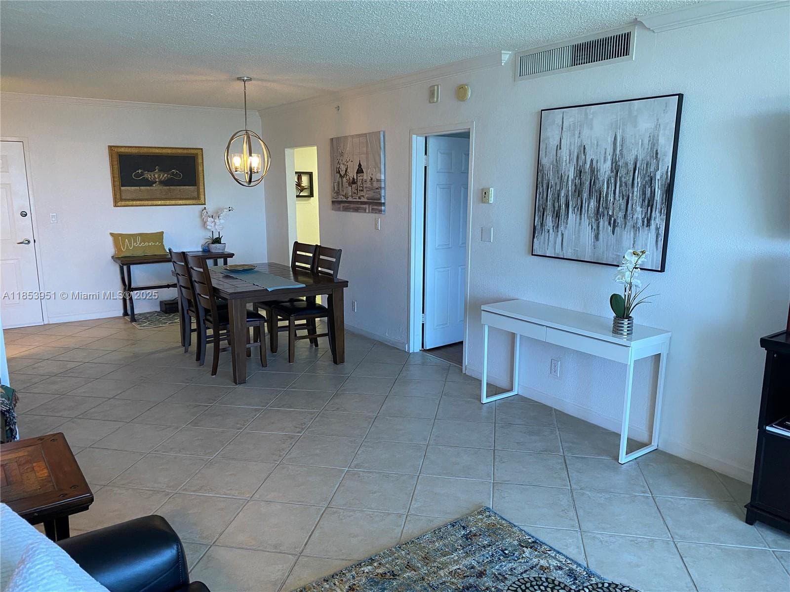 2501 Ocean Dr 828 photo 6