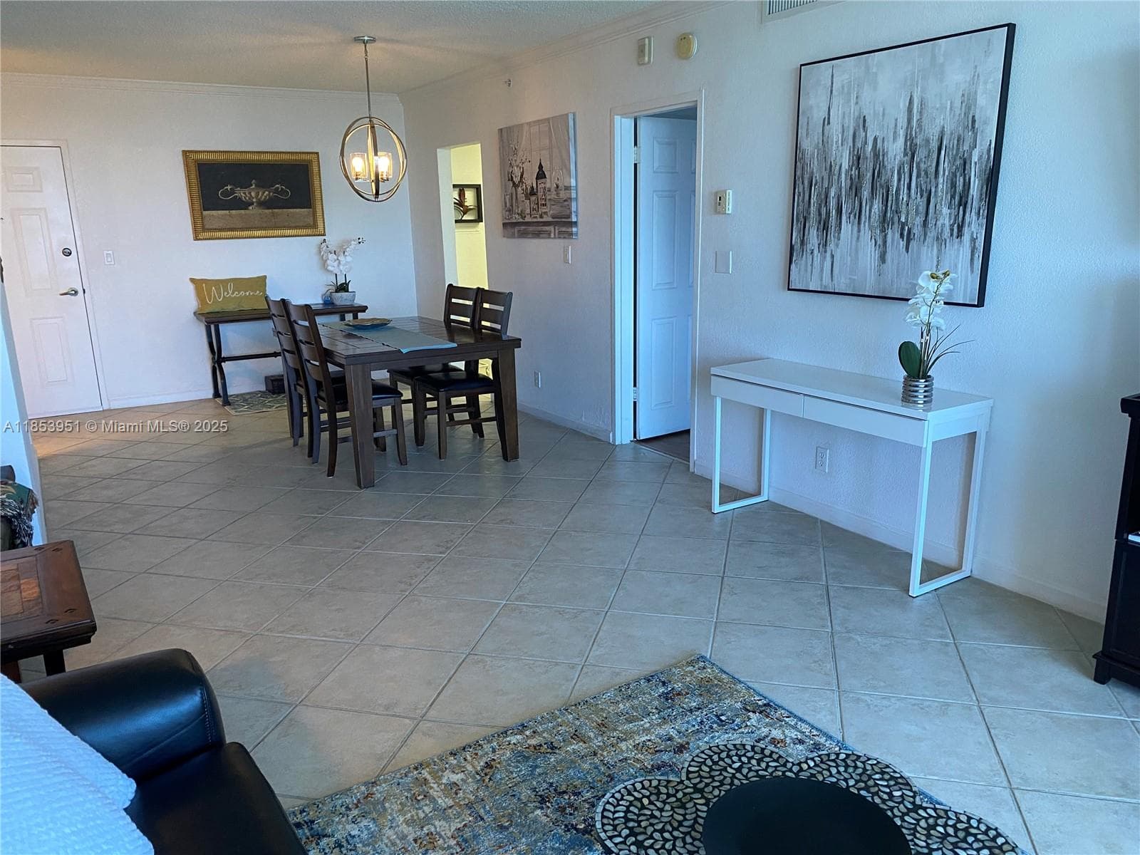 2501 Ocean Dr 828 photo 20