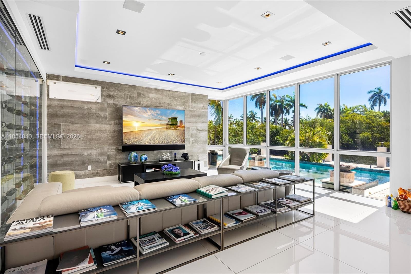 300 Royal Plaza Dr photo 22