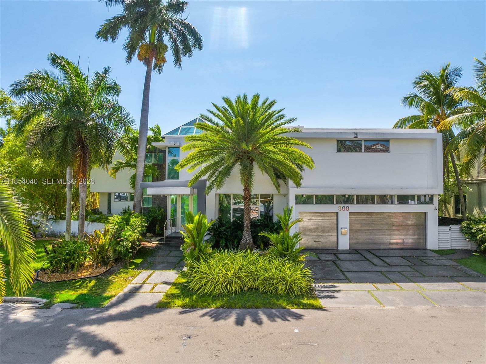 300 Royal Plaza Dr photo 3