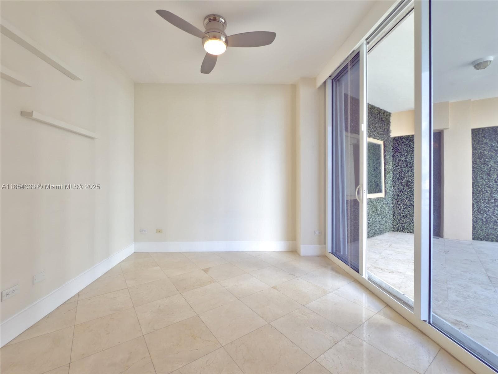 848 Brickell Key Dr 306 photo 23