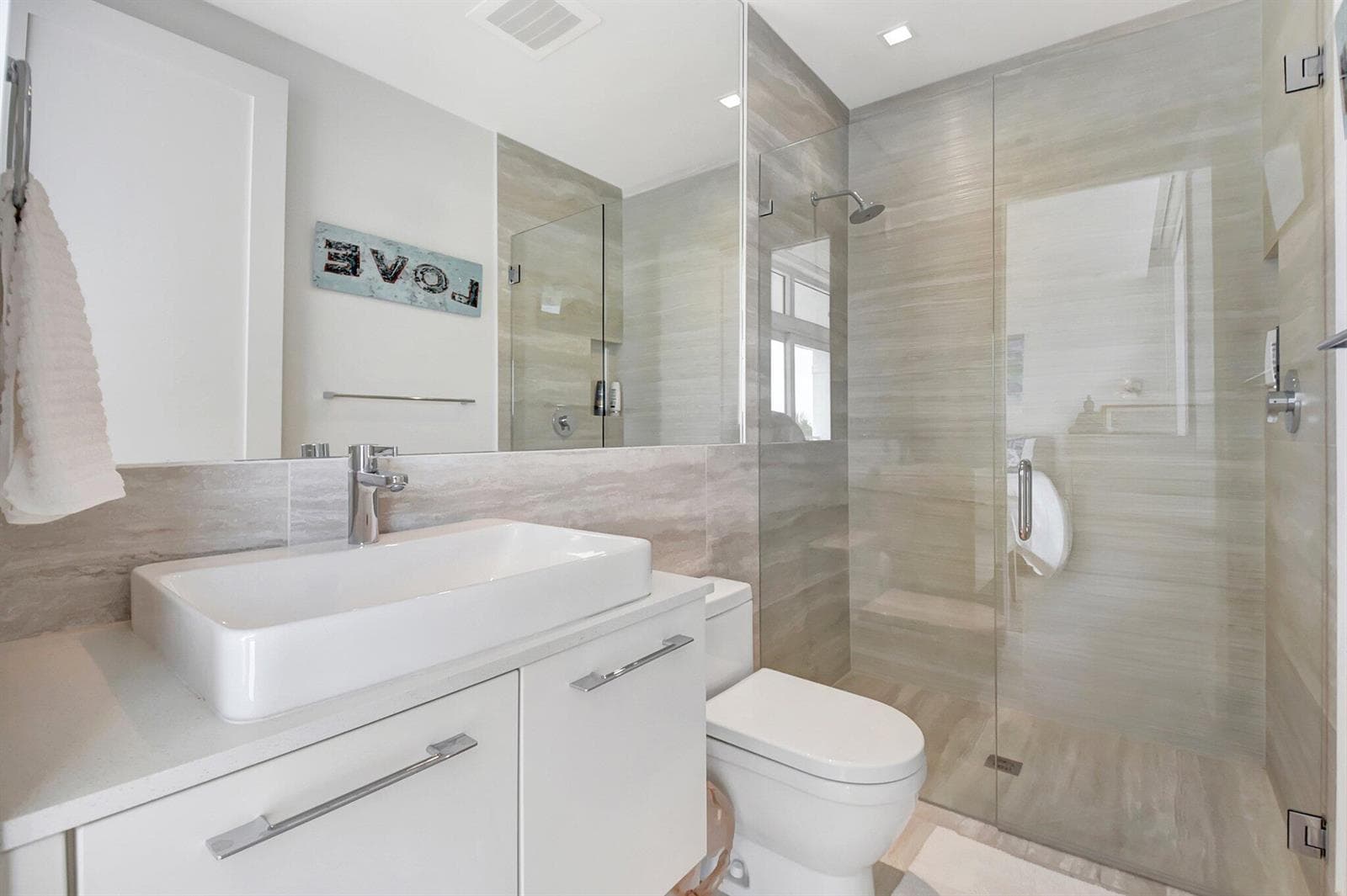3200 S Ocean 302 Boulevard 302 photo 14