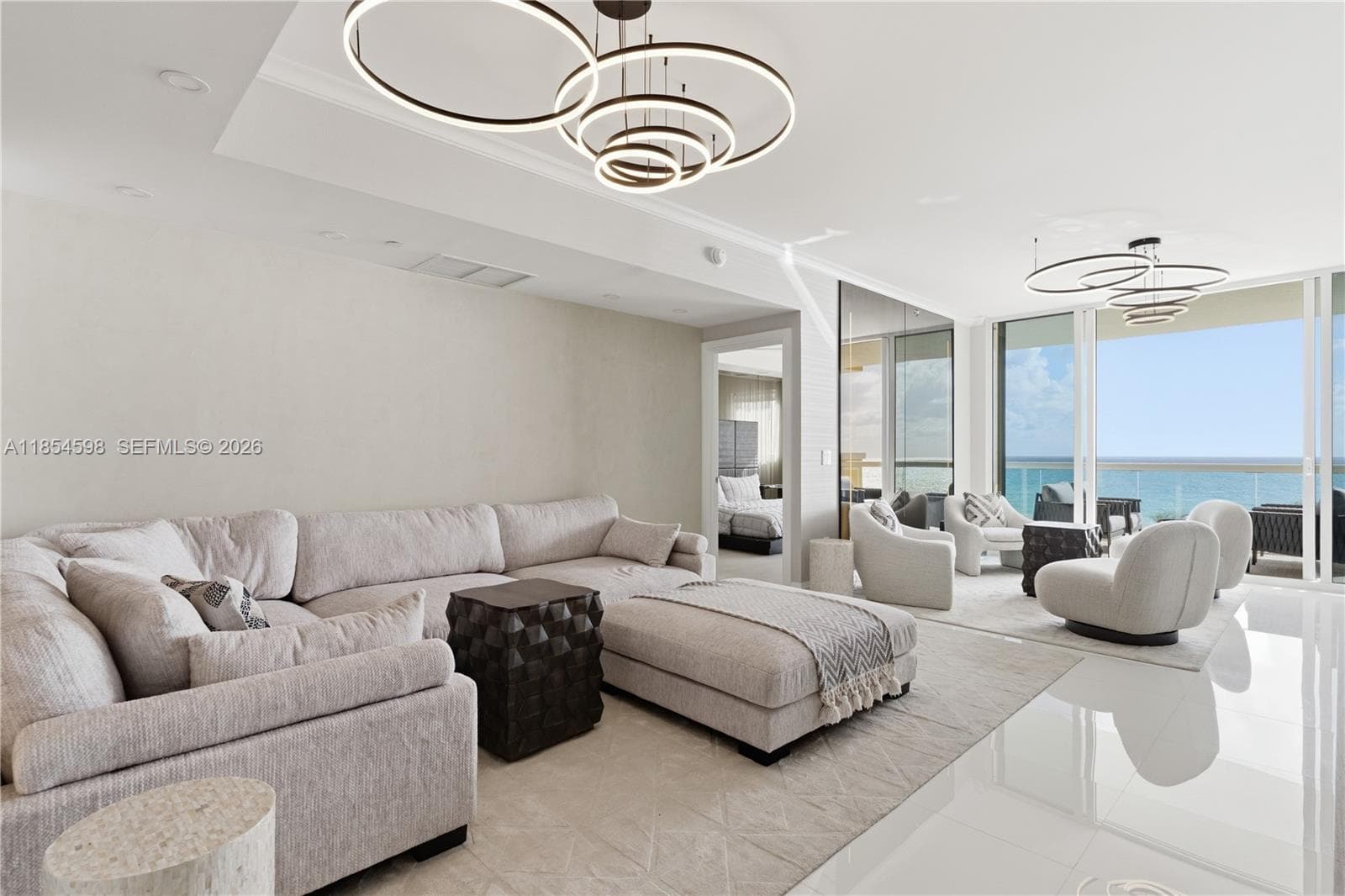17875 Collins Ave 705 photo 4