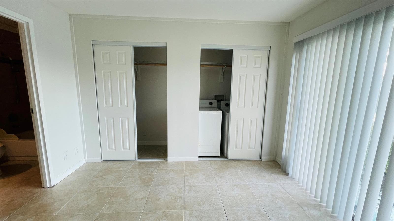 166 Valencia G photo 9
