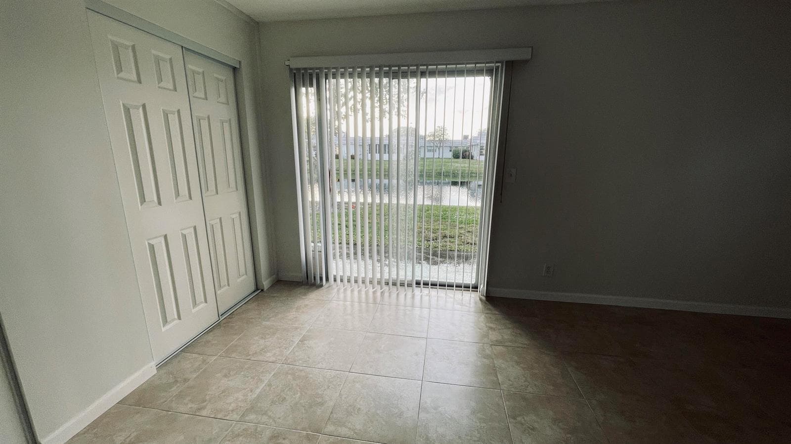 166 Valencia G photo 10