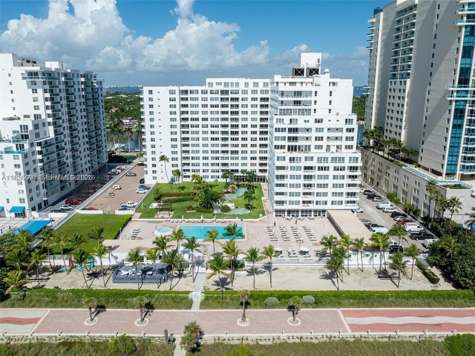 5005 Collins Ave 822 photo 21