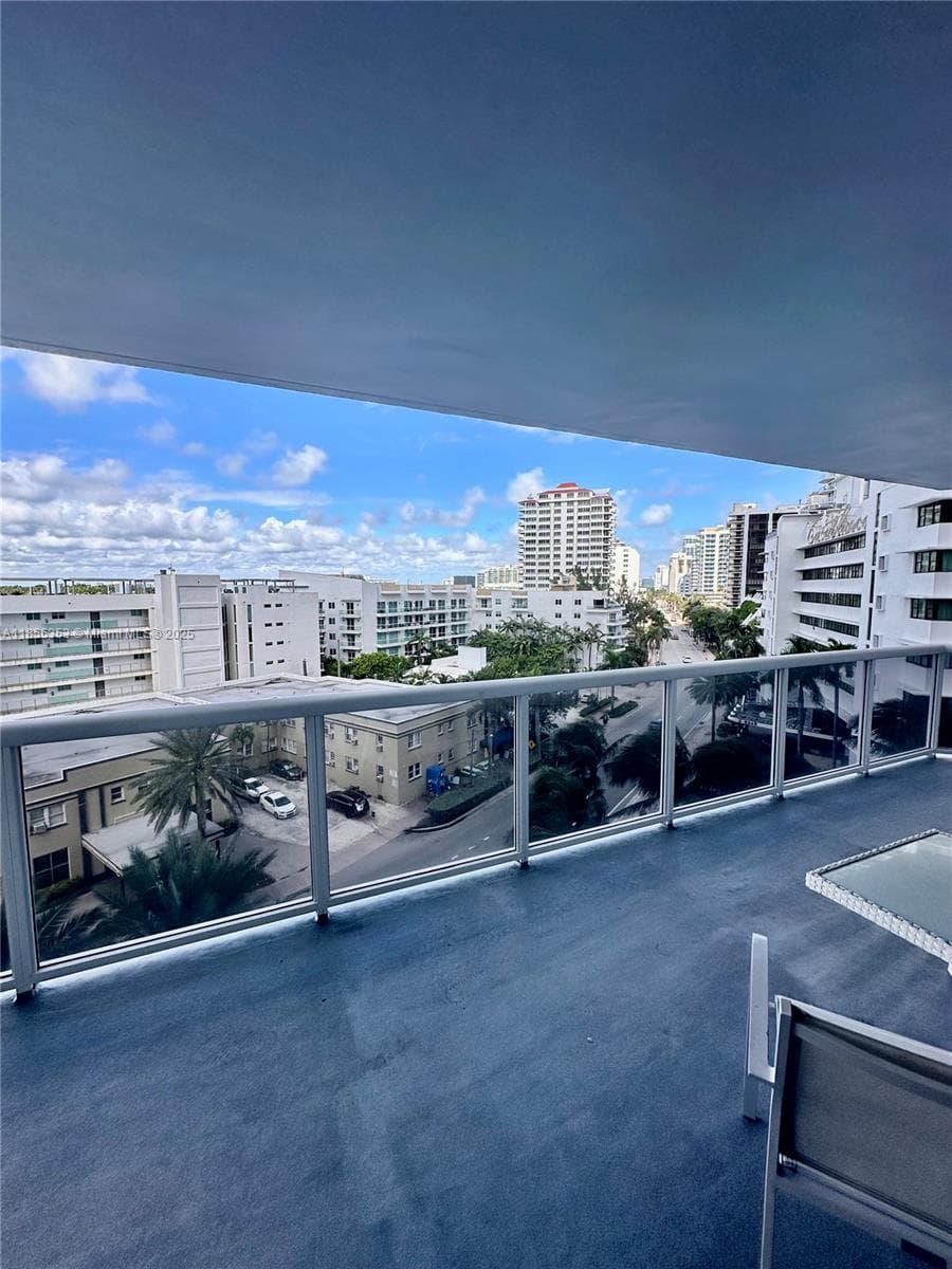6301 Collins Ave 806 photo 17
