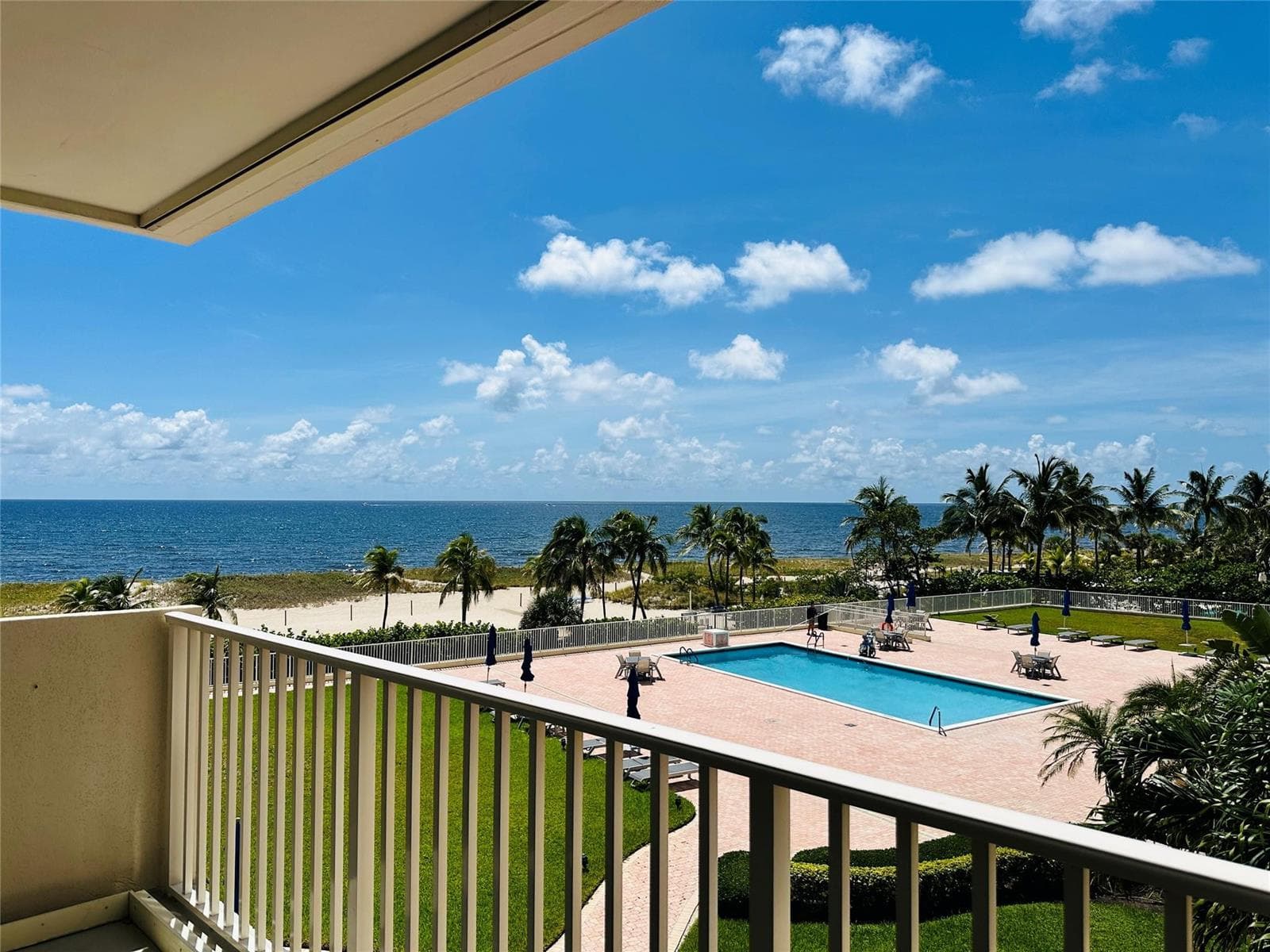 750 N Ocean Boulevard 404 photo 6