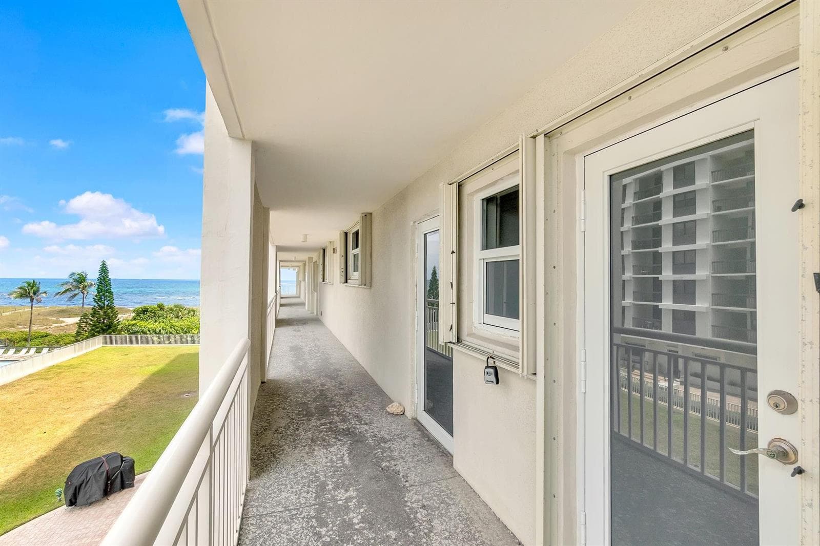 750 N Ocean Boulevard 404 photo 7