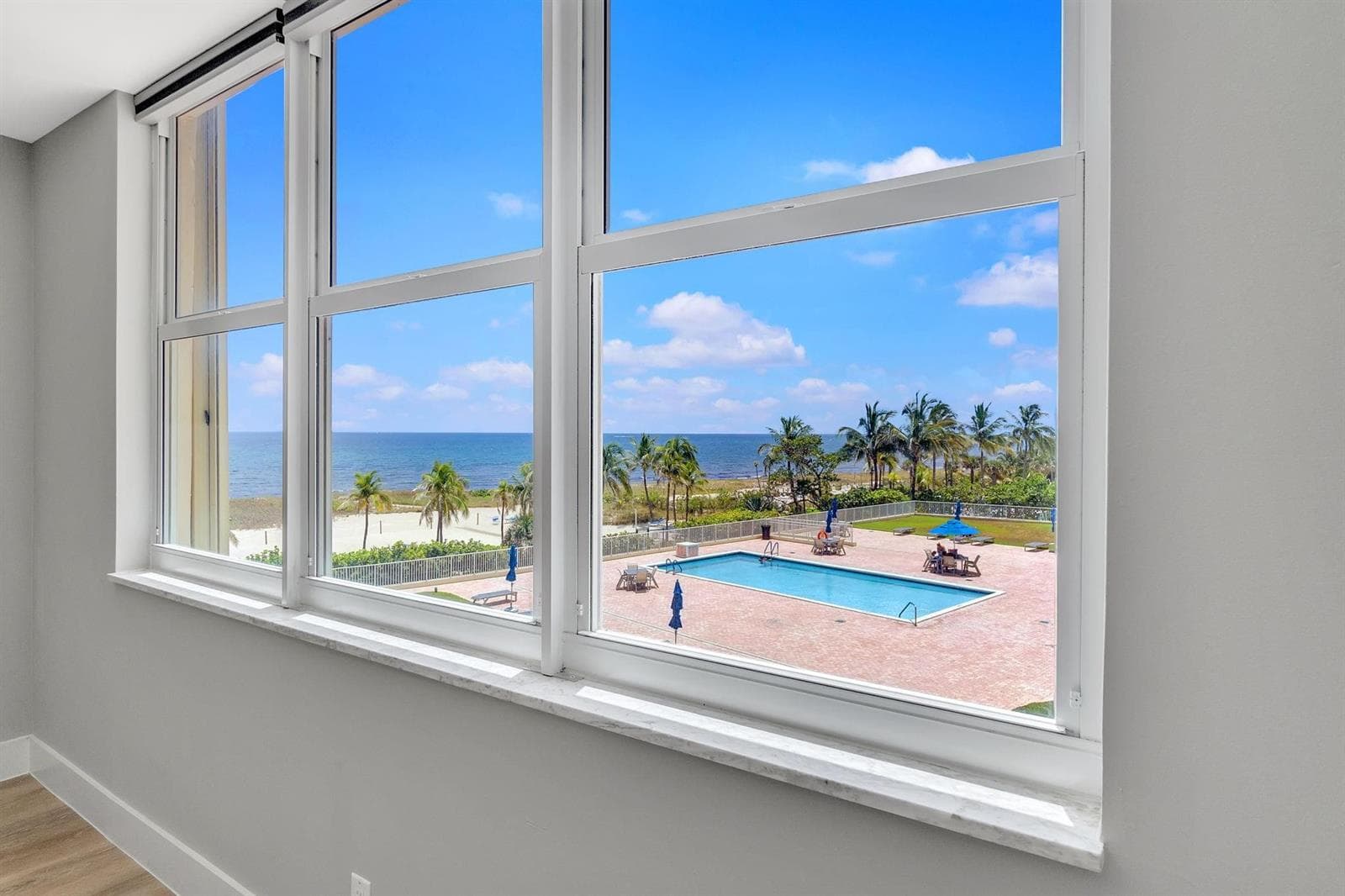 750 N Ocean Boulevard 404 photo 1