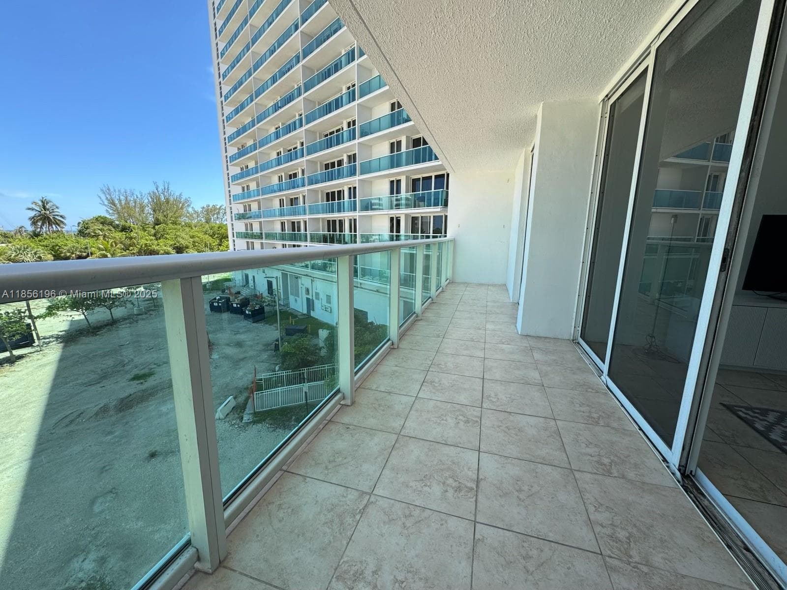 100 Bayview Dr 309 photo 19