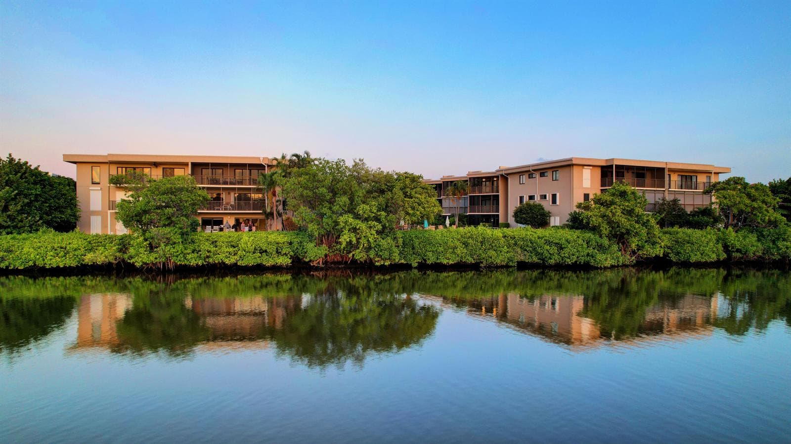 3605 S Ocean Boulevard 318 photo 4
