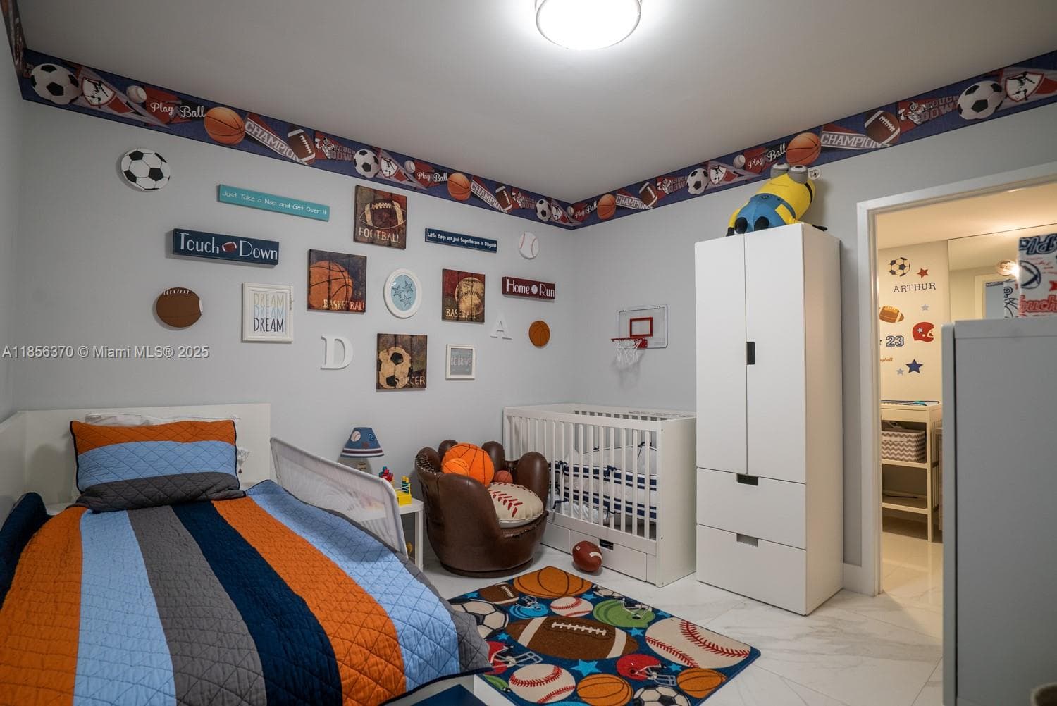 1402 photo 24