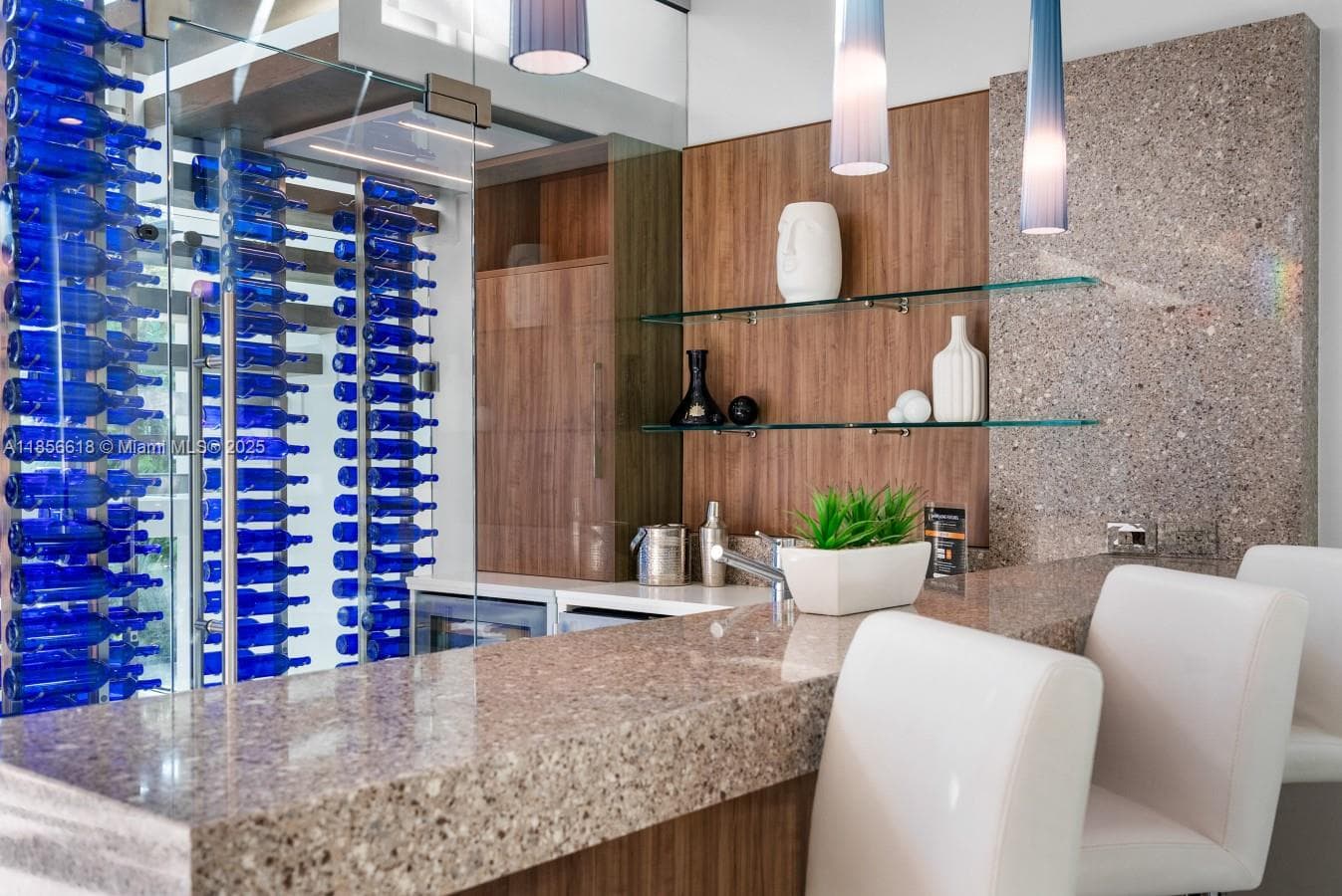 310 11th Ave photo 24