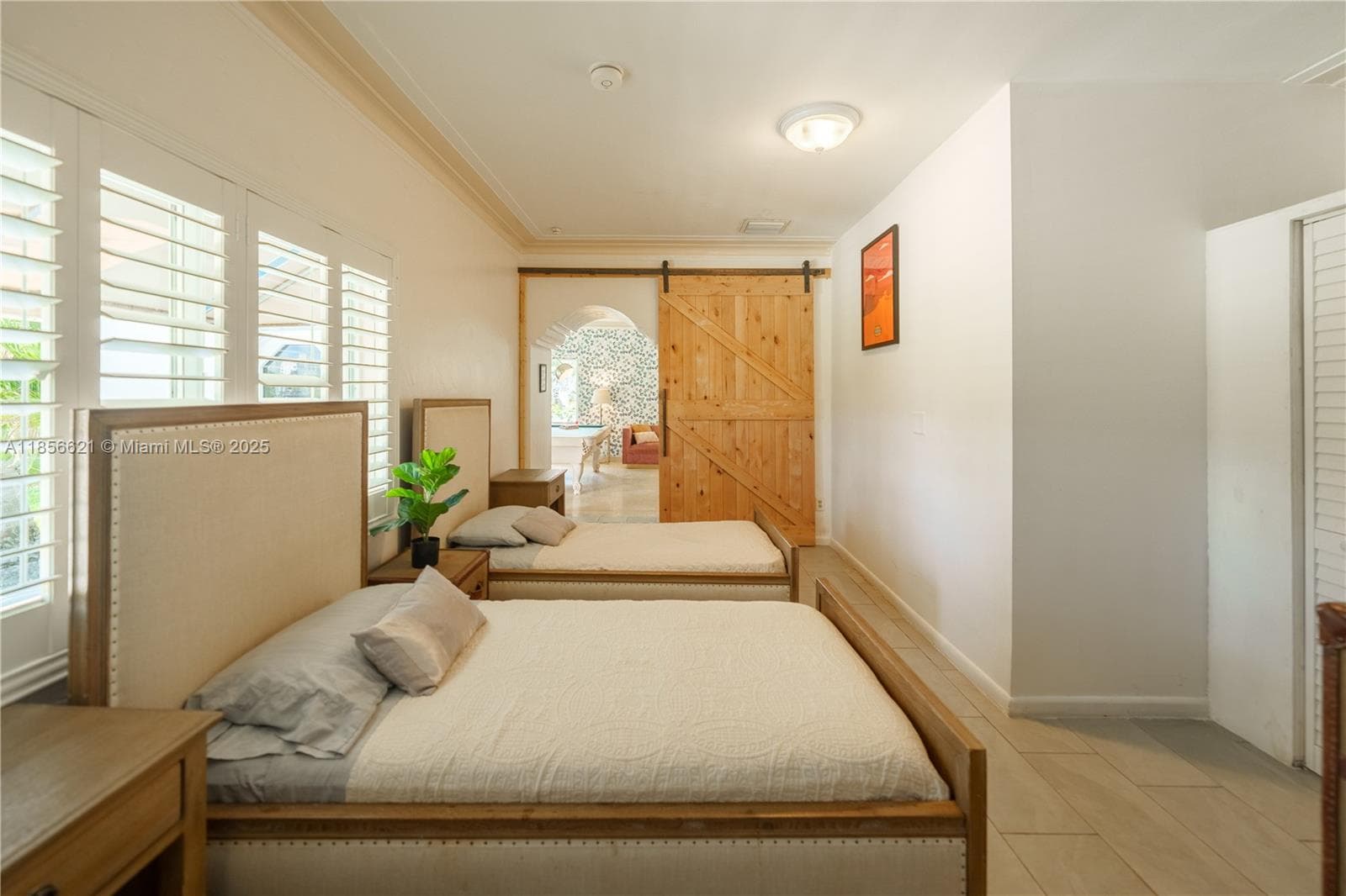 701 Hollywood Blvd 701 photo 13