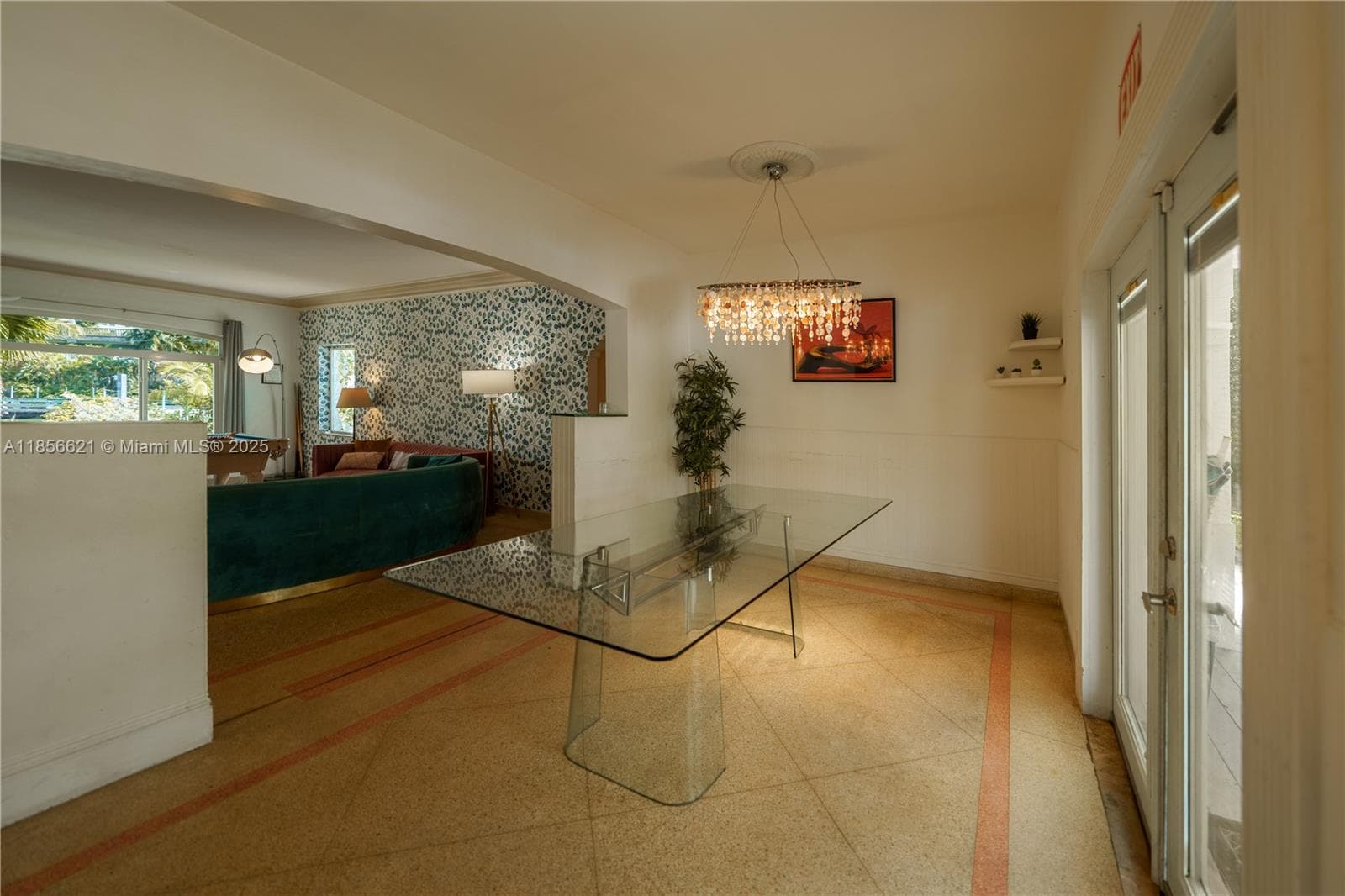 701 Hollywood Blvd 701 photo 16