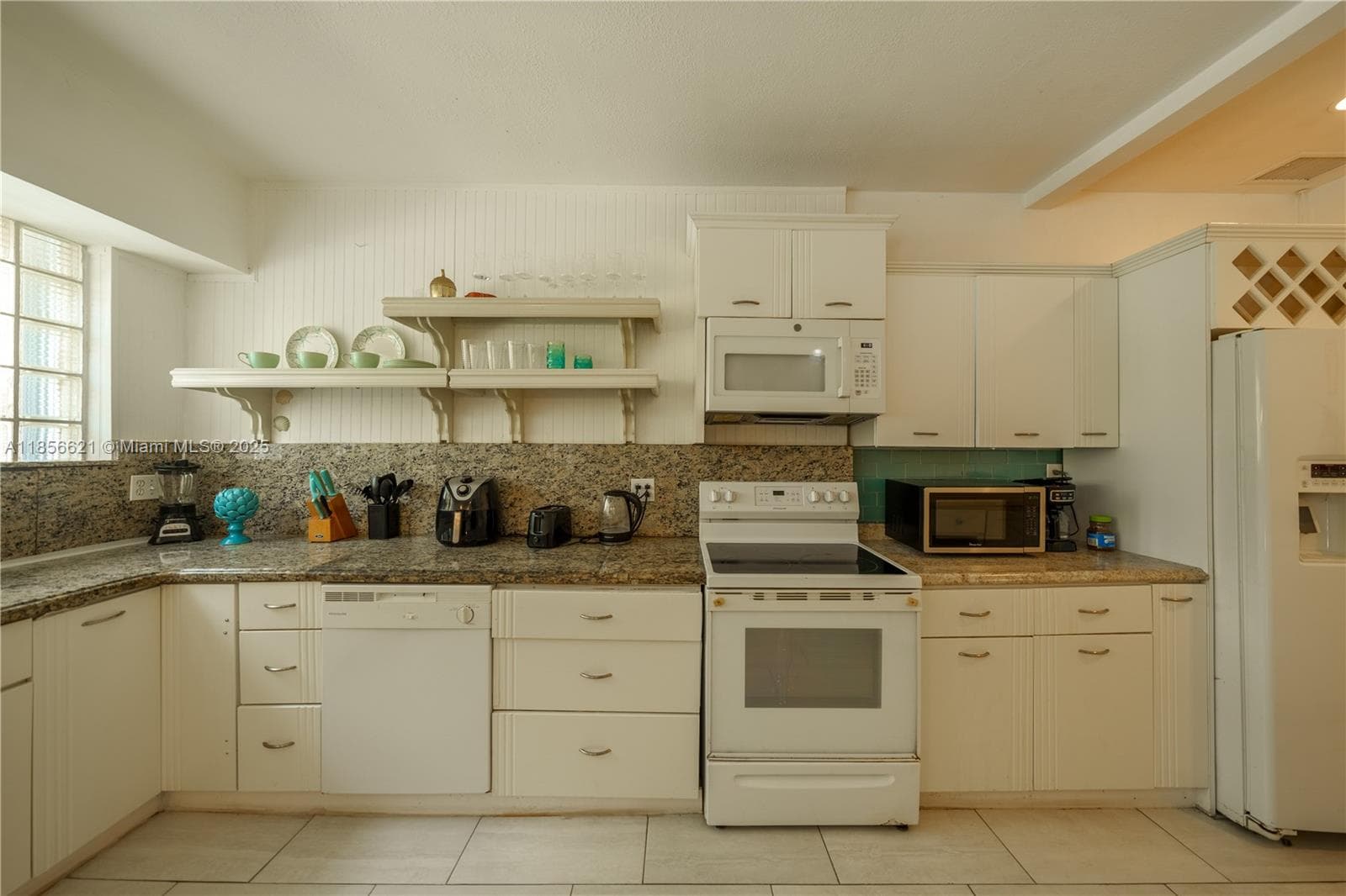 701 Hollywood Blvd 701 photo 7