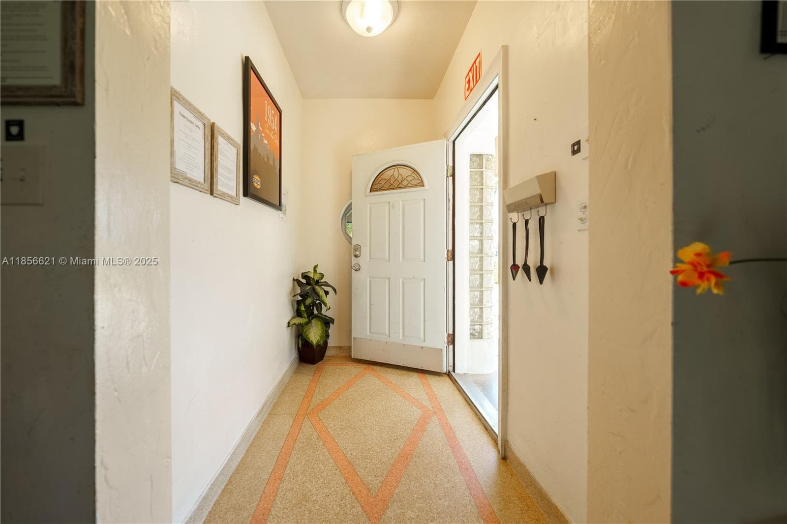 701 Hollywood Blvd 701 photo 15