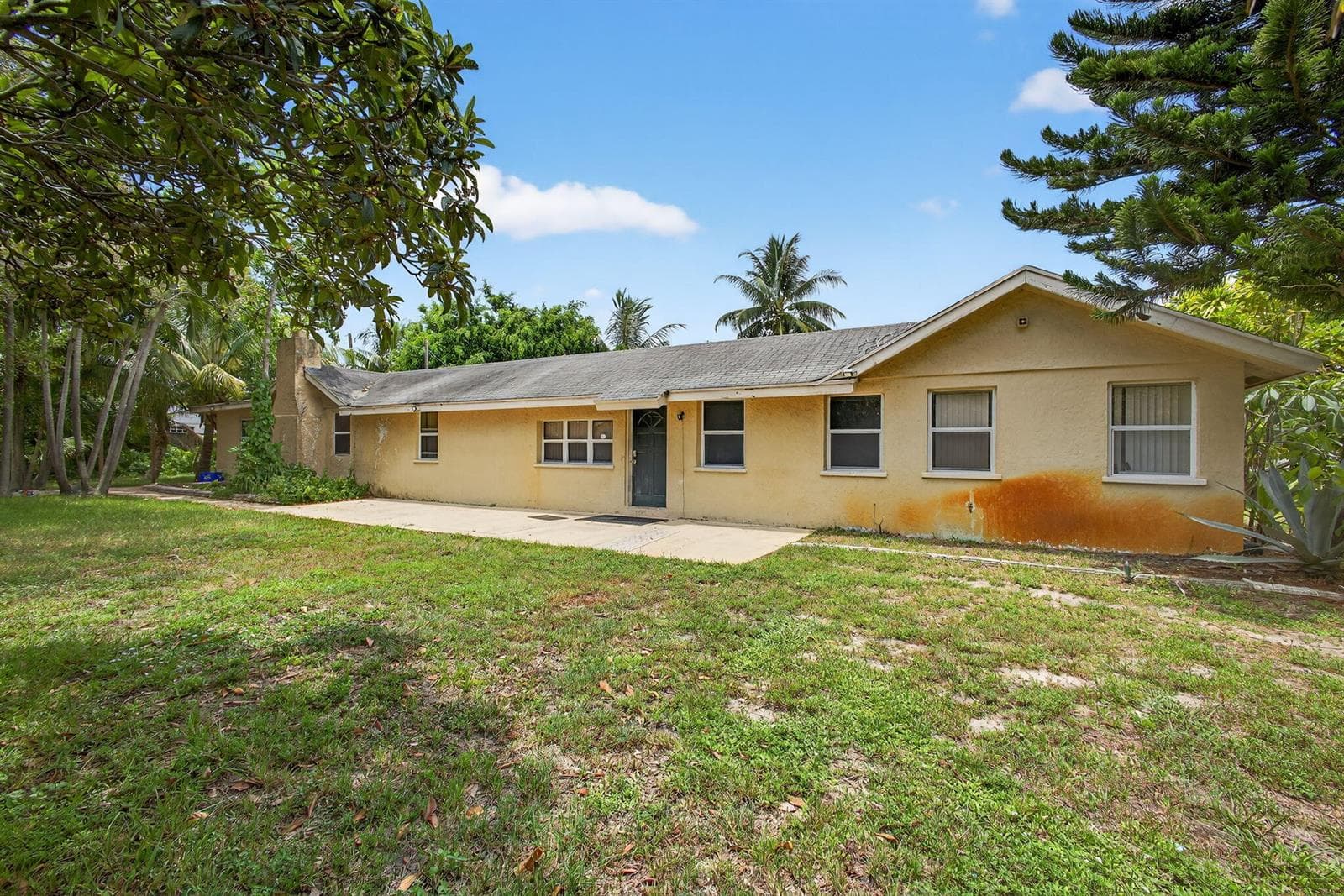 129 Fleming Avenue photo 3