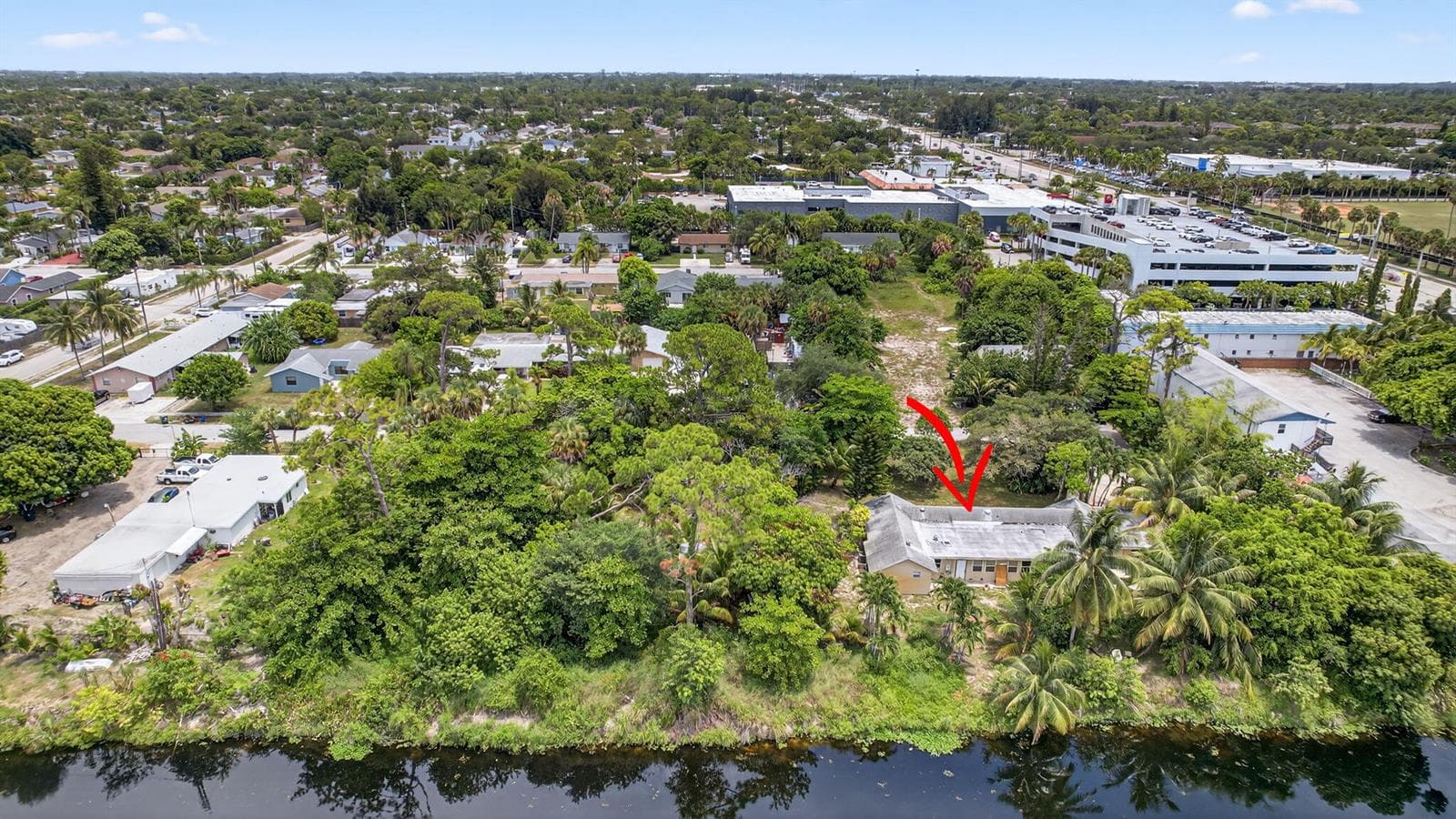 129 Fleming Avenue photo 1
