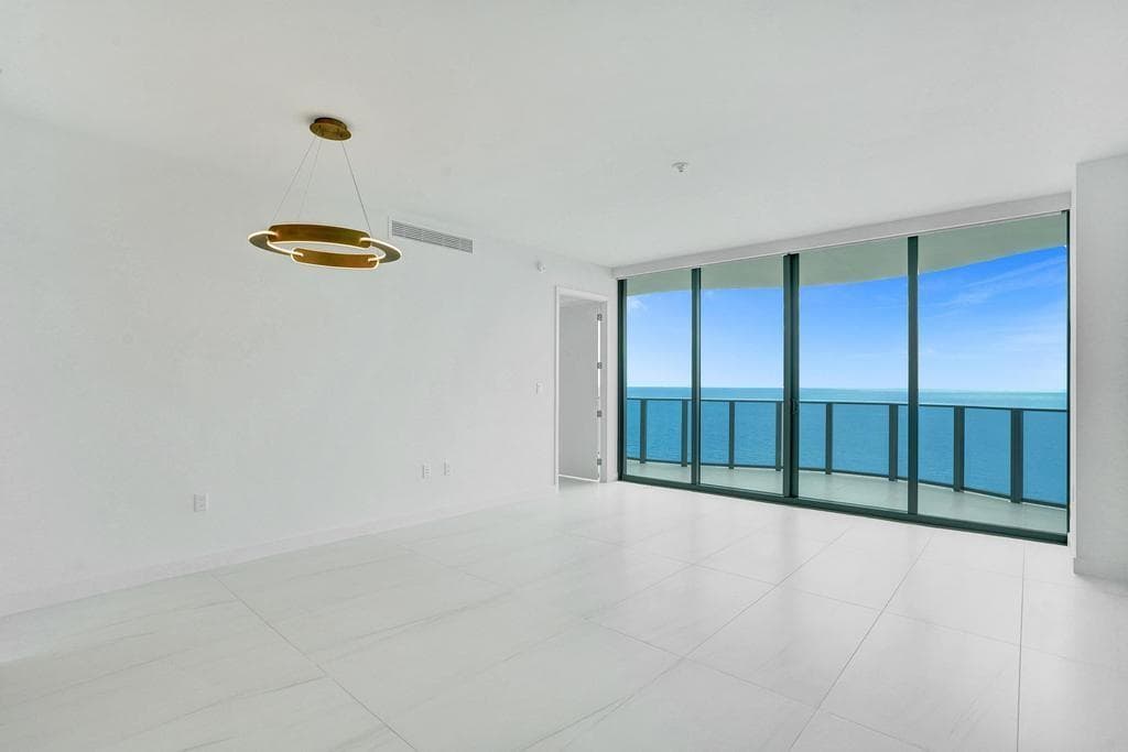 900 N Ocean Boulevard 1405 photo 11