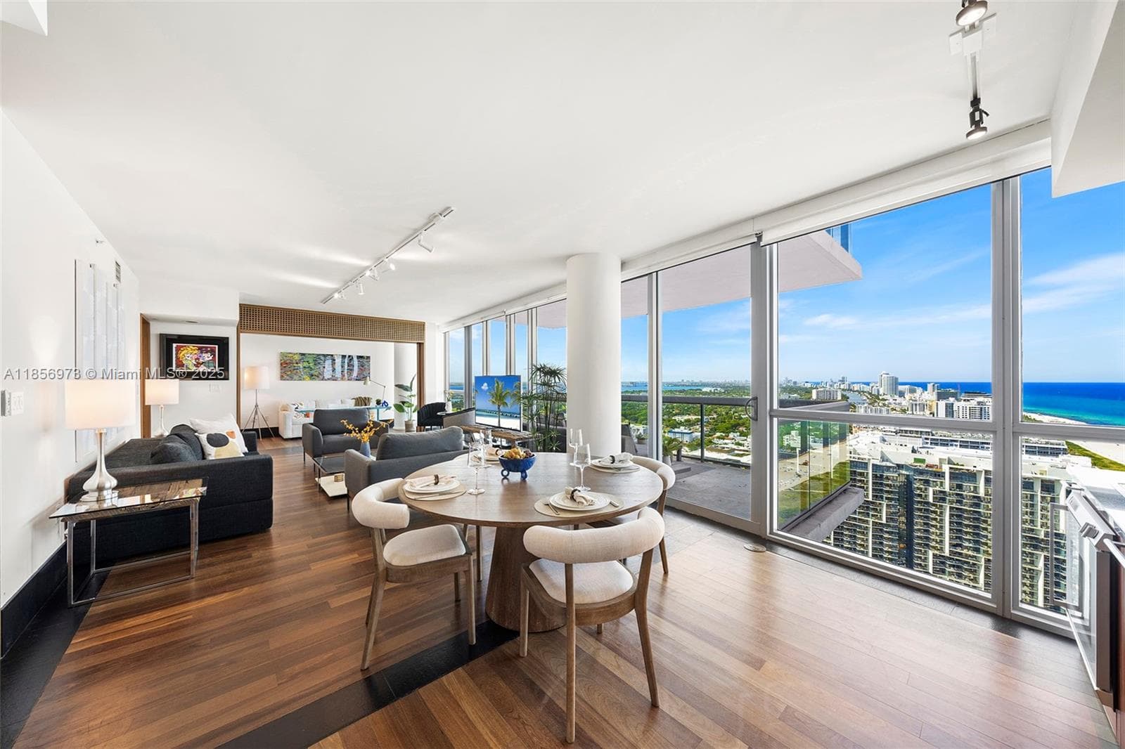 101 20th St 3803 photo 10