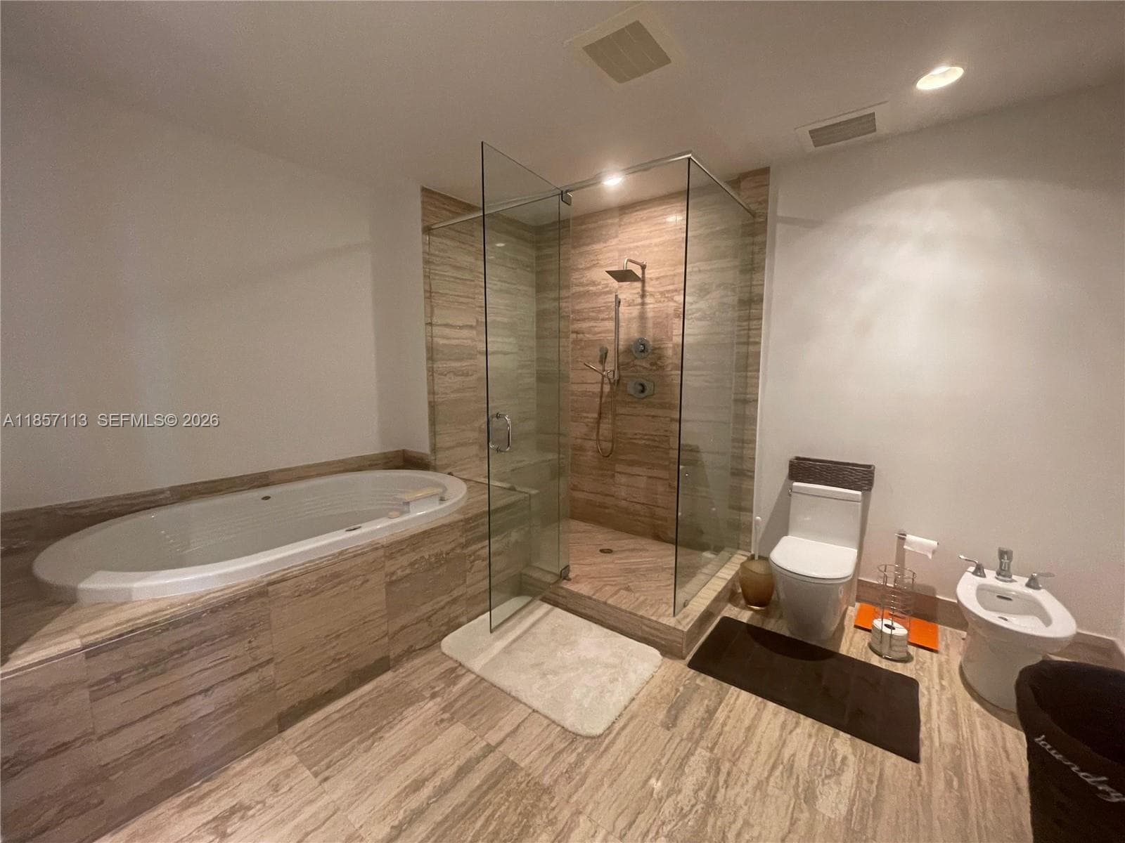 16001 Collins Ave 1402 photo 17