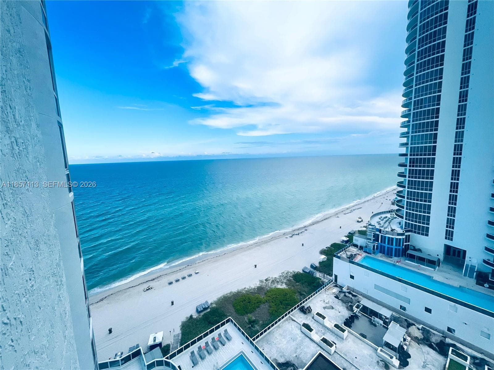 16001 Collins Ave 1402 photo 1
