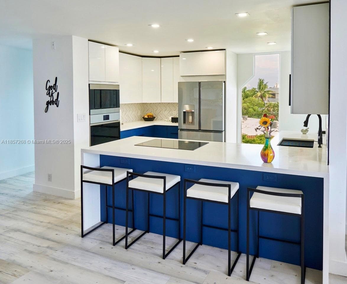 3545 NE 166th St 510 photo 3