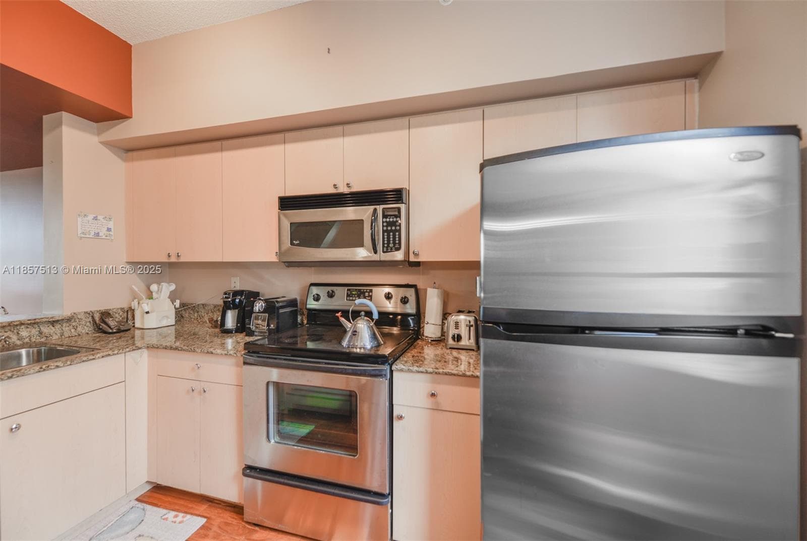 2811 NE 185th St 801 photo 12