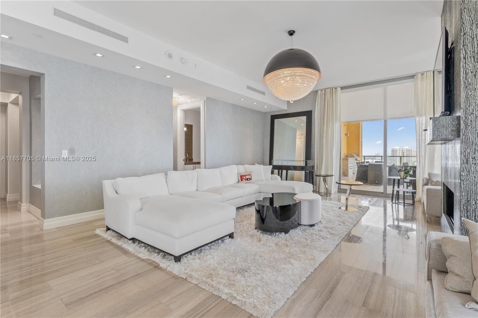17749 Collins Ave 1901 photo 17