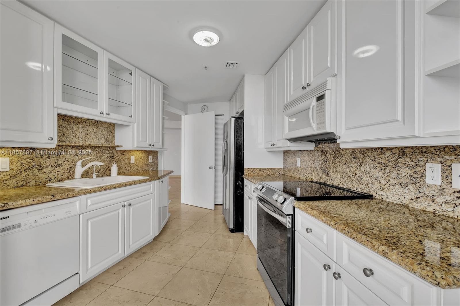 848 Brickell Key Dr 2602 photo 16