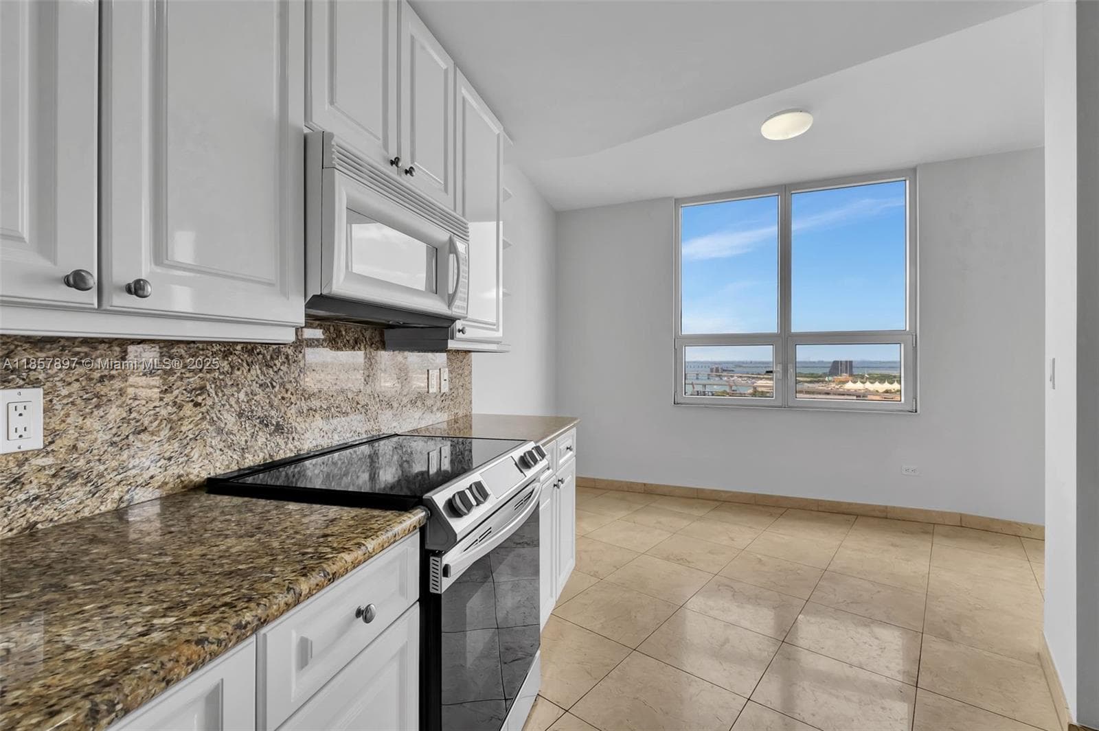 848 Brickell Key Dr 2602 photo 14