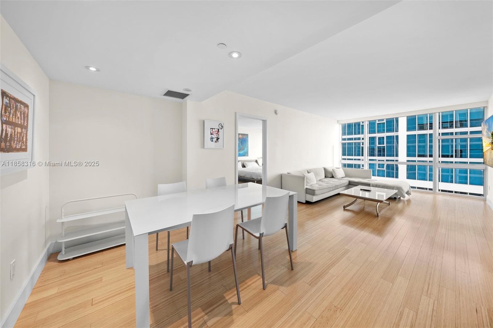 6801 Collins Ave Door1409 (deed 1401) photo 6