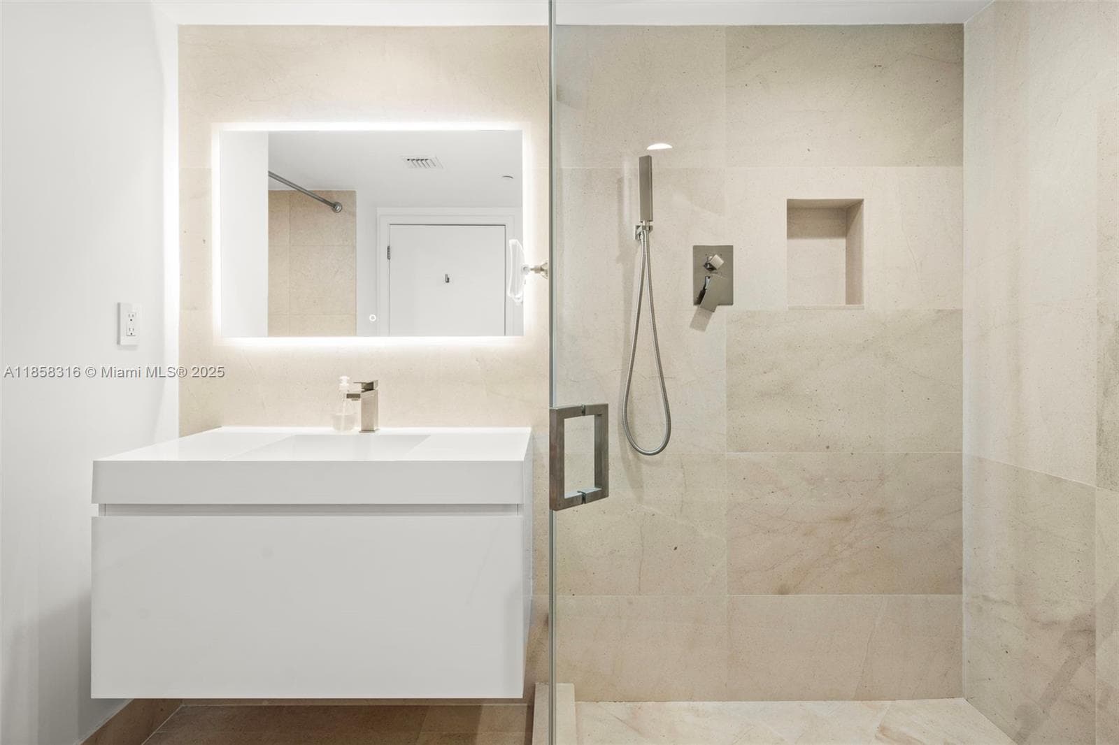 6801 Collins Ave Door1409 (deed 1401) photo 17