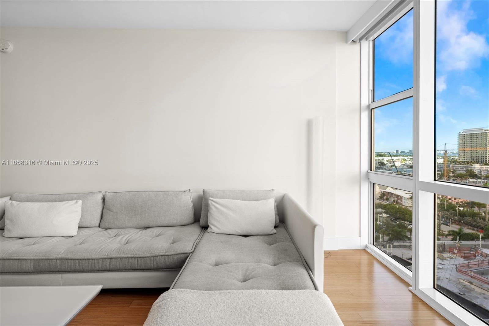 6801 Collins Ave Door1409 (deed 1401) photo 20